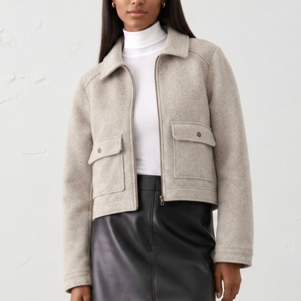 Banana Republic Cream Utility Jacket S Oatmeal Zip Up Cropped Streetwear Coat
